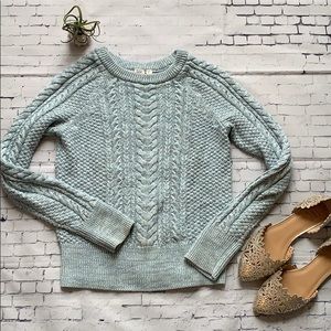 GAP sweater